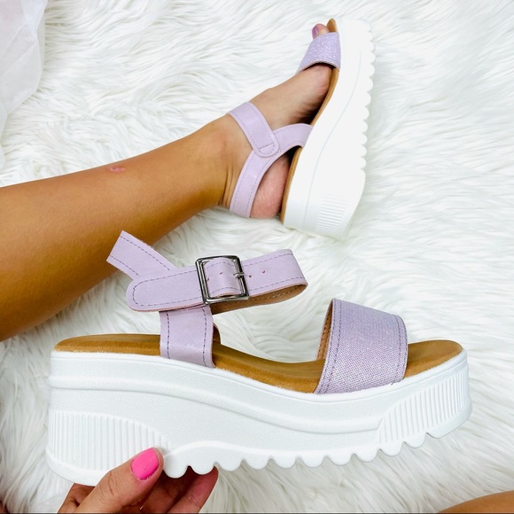 Lavender platform sandal - Picture 2 of 7